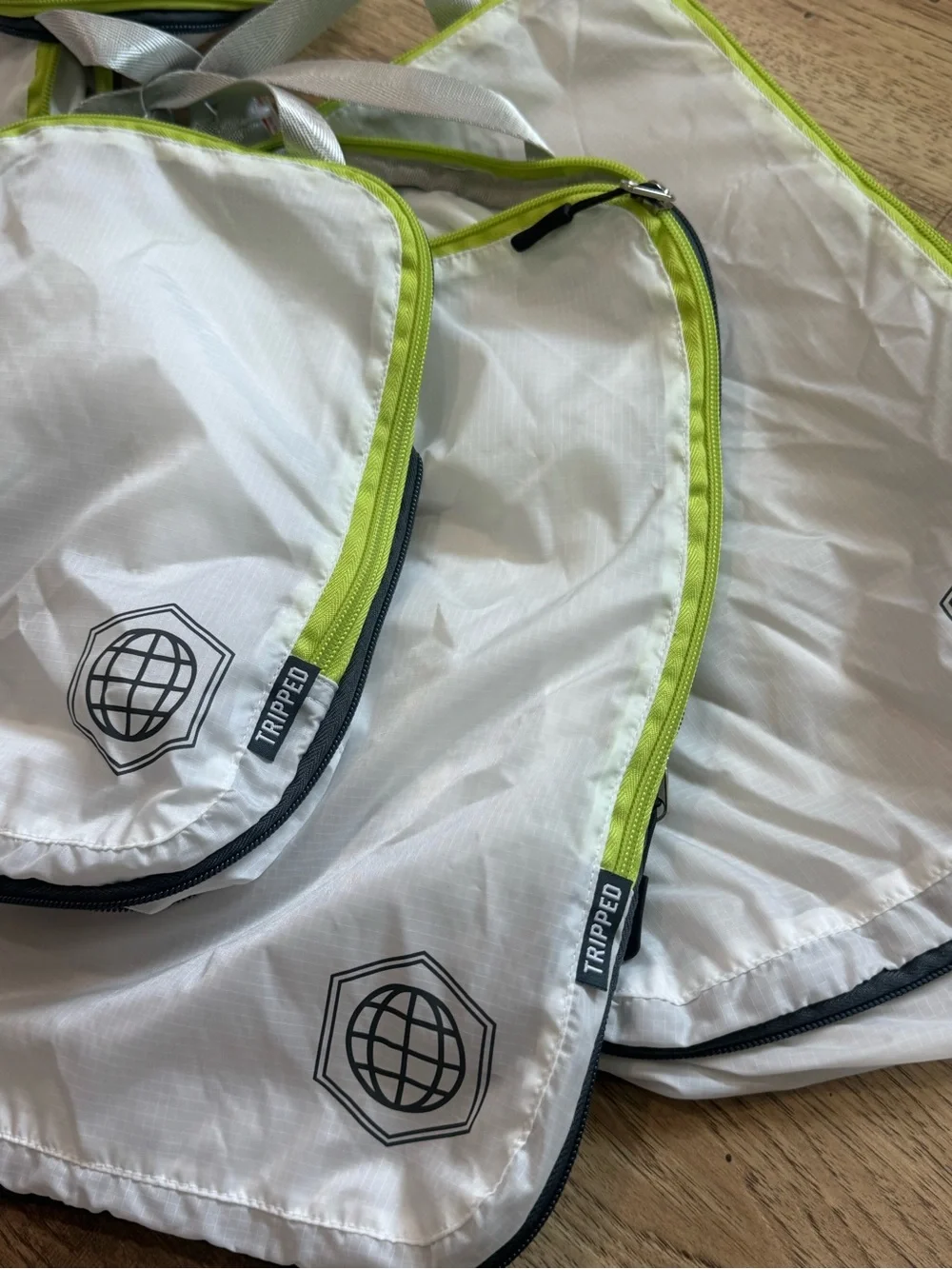 White Packing Cube Set with Lime Zippers